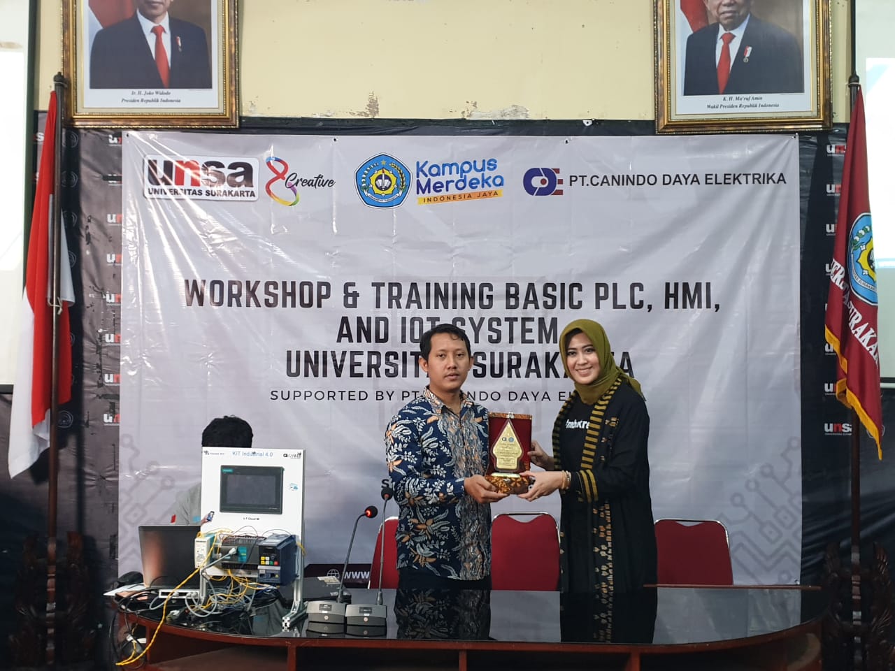 Read more about the article WORKSHOP & TRAINING BASIC PLC, HMI, & IOT SYSTEM